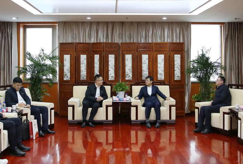 181705539467410829.jpg 1月16日 公司與中創(chuàng)聯(lián)控有限公司座談交流.jpg